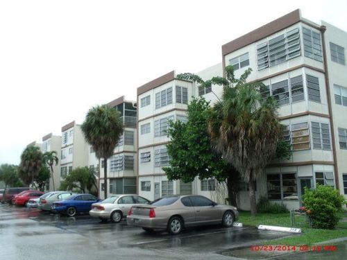 105-4046 Nw 19th St, Lauderhill, FL, 33313-7072 | Card Image