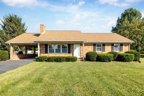 197 Tinkling Spring Rd, FISHERSVILLE, VA, 22939-2201 | Card Image