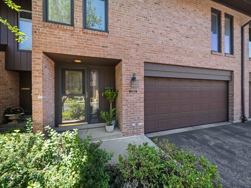 e-1715 Wildberry Dr, Glenview, IL, 60025-1744 | Card Image