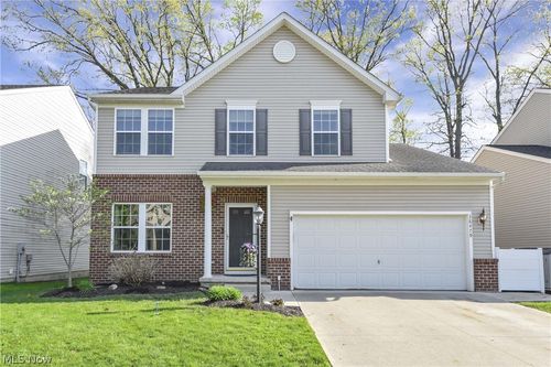 38479 Foxglen Ave, Avon, OH, 44011-4748 | Card Image