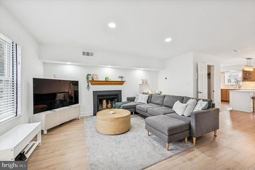 3342 Wiehle St, PHILADELPHIA, PA, 19129-1724 | Card Image