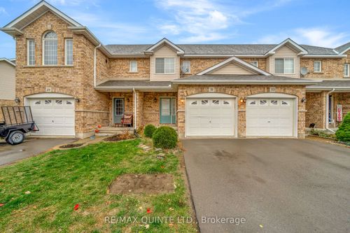 31 Sarah Crt, Belleville, ON, K8P0A1 | Card Image