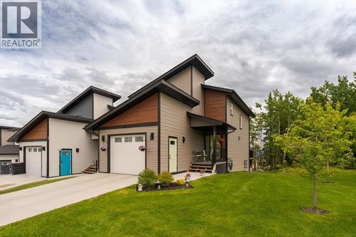 102-6664 Westmount Dr, Prince George, BC, V2N6R3 | Card Image