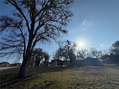 4 Wickson Road, Woodway, TX, 76712 | Card Image