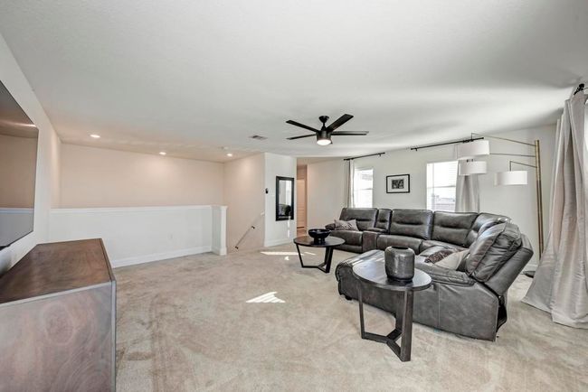 1721 Foxglove Cir, House other with 4 bedrooms, 3 bathrooms and 2 parking in Lockhart TX | Image 24