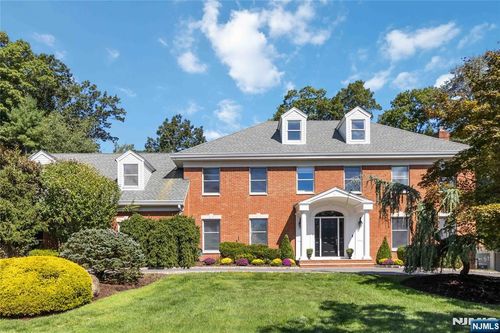 110 Hazel Ct, Norwood, NJ, 07648-1817 | Card Image