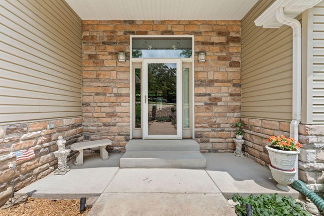 Entrance | Image 4