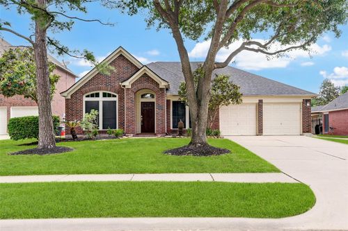 16206 Waiting Spring Cir, Houston, TX, 77095-4548 | Card Image