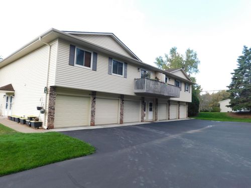 2477 Grenadier Ave N, Oakdale, MN, 55128-4319 | Card Image