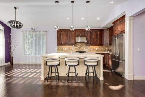 28 Cimarron Estates Manor, Okotoks, AB, T1S0J8 | Card Image
