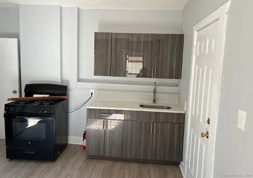 apt-2-651 Maple St, Bridgeport, CT, 06608-2051 | Card Image