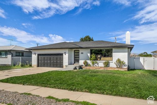 7980 S Roosevelt St, Midvale, UT, 84047-7523 | Card Image