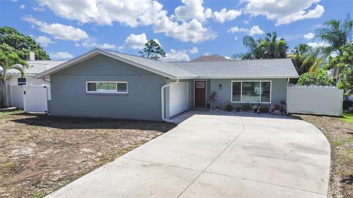 1004 Peninsula Ave, TARPON SPRINGS, FL, 34689-2126 | Card Image