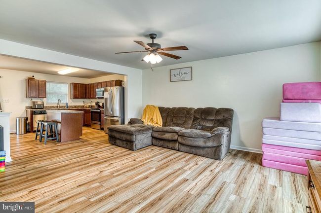 1905 Crepe Myrtle Ln, House attached with 4 bedrooms, 2 bathrooms and null parking in CULPEPER VA | Image 5