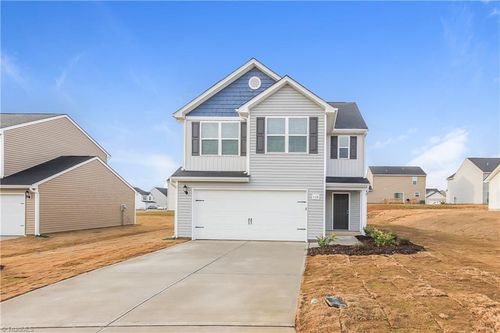 110 Pillow Ln, Burlington, NC, 27217-9466 | Card Image