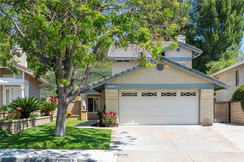 21725 Jeffers Ln, Saugus, CA, 91350-3916 | Card Image