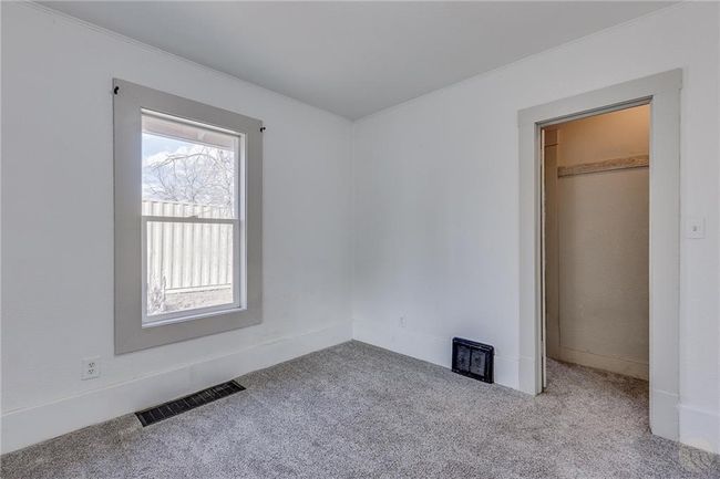 616 1 St St E, House other with 2 bedrooms, 1 bathrooms and null parking in Roundup MT | Image 13