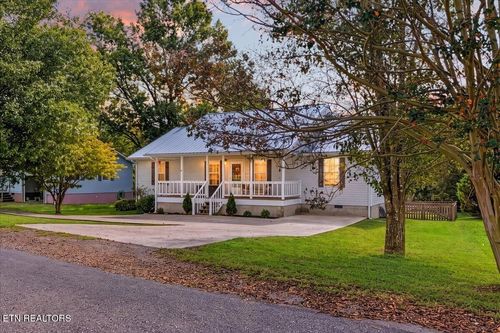 316 Circle R Dr, Benton, TN, 37307-5003 | Card Image