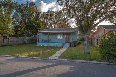 506 N Wales Drive, House other with 2 bedrooms, 1 bathrooms and null parking in Lake Wales FL | Image 1