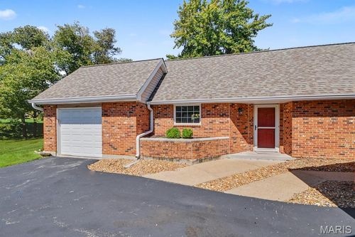 1017 Pocono Trail, Ballwin, MO, 63021 | Card Image