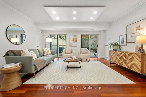 101-1801 Bayview Ave, East York, ON, M4G4K2 | Card Image