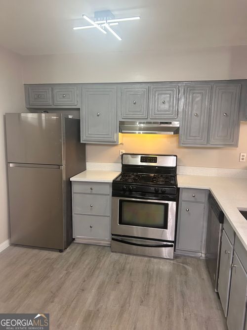 2033 Oak Park Ln, Decatur, GA, 30032-5961 | Card Image