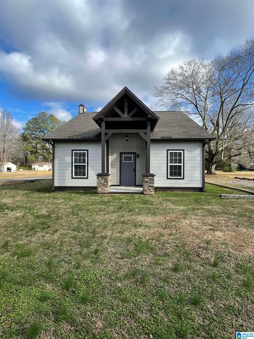 110 Ohio Ave Se, Hanceville, AL, 35077-5300 | Card Image