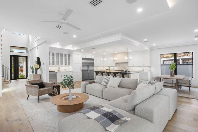731 Se 4 Th Ave, House other with 4 bedrooms, 5 bathrooms and null parking in Delray Beach FL | Image 8