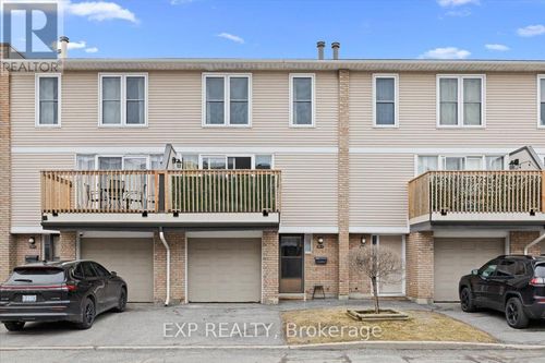 d-284 Dalehurst Dr, Nepean, ON, K2G4J5 | Card Image