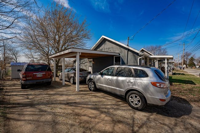 351 Barnes Ave, Home with 3 bedrooms, 2 bathrooms and null parking in Circleville OH | Image 20