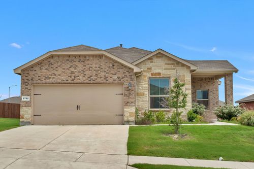 9752 New Bern Dr, Fort Worth, TX, 76108-1848 | Card Image