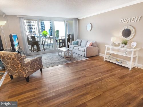 301-10700 Coastal Hwy, OCEAN CITY, MD, 21842-2563 | Card Image