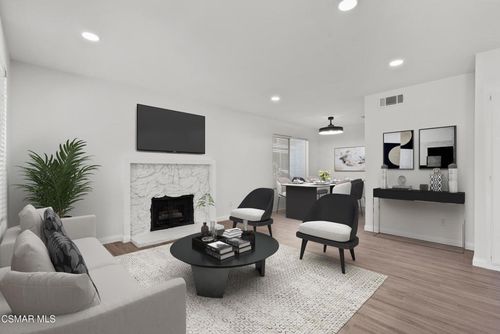 apt-93-540 Spring Rd, Moorpark, CA, 93021-2040 | Card Image