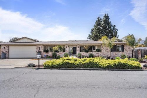 725 Ridgemark Dr, Hollister, CA, 95023 | Card Image