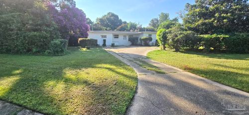 99 S Madison Dr, Pensacola, FL, 32505-3615 | Card Image