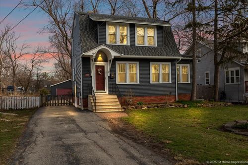 334 W School St, Villa Park, IL, 60181-2549 | Card Image