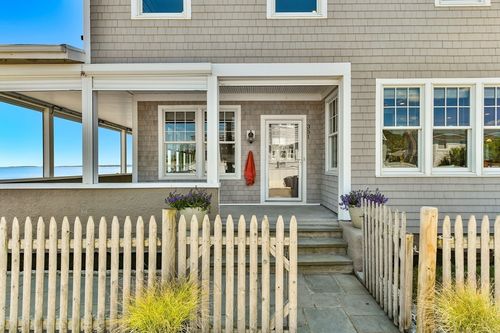 351 Beach Ave, Hull, MA, 02045-1544 | Card Image