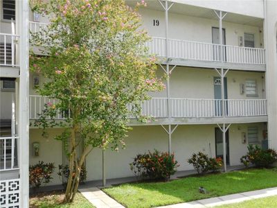 1932 - 2625 State Road 590, Condo with 1 bedrooms, 1 bathrooms and null parking in Clearwater FL | Image 1