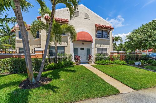 15-15 Uno Lago Dr, Juno Beach, FL, 33408-2661 | Card Image