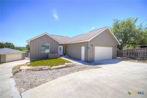 305 Lake Crest Drive, Spring Branch, TX, 78070 | Card Image