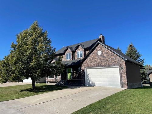 353 9 Street W, Cardston, AB, T0K0K0 | Card Image