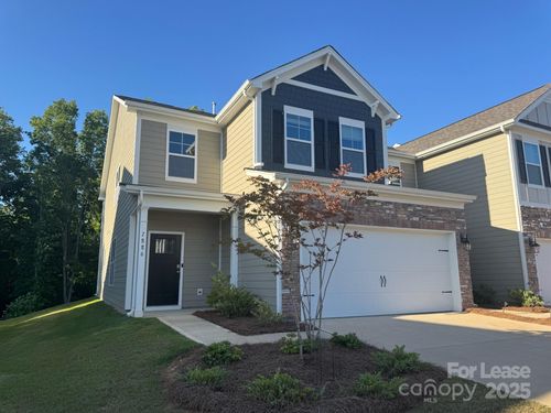 7886 Iron Rd, Sherrills Ford, NC, 28673-8228 | Card Image