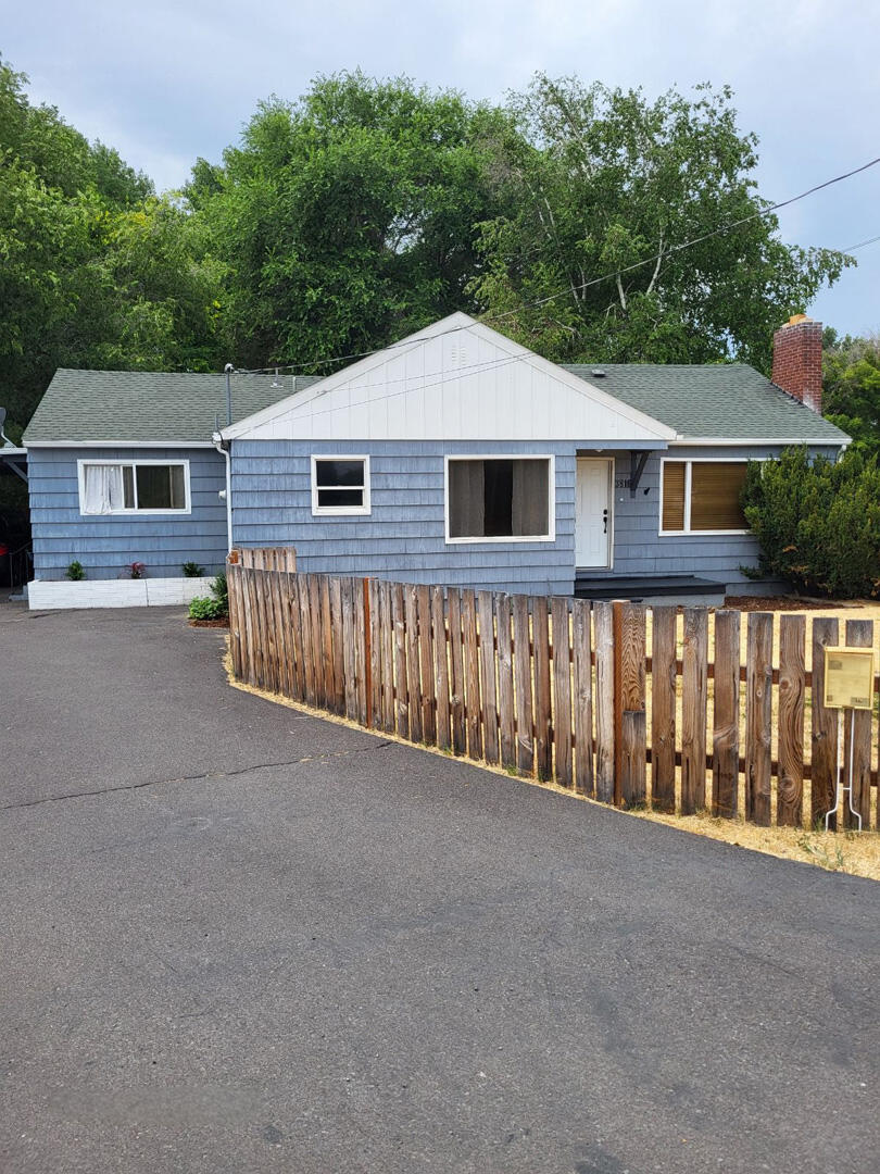 Bristol Ave, Klamath Falls, OR 97603