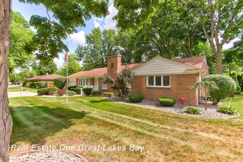 20 Shadyside Ct, Saginaw, MI, 48638-5802 | Card Image
