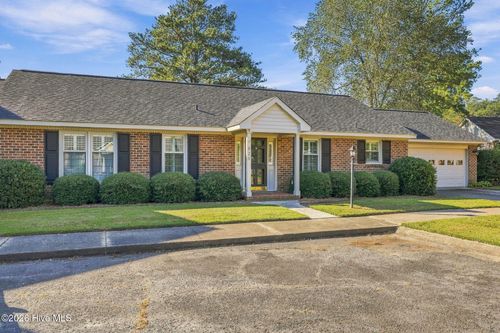 826 Westminster Ln, Kinston, NC, 28501-2768 | Card Image