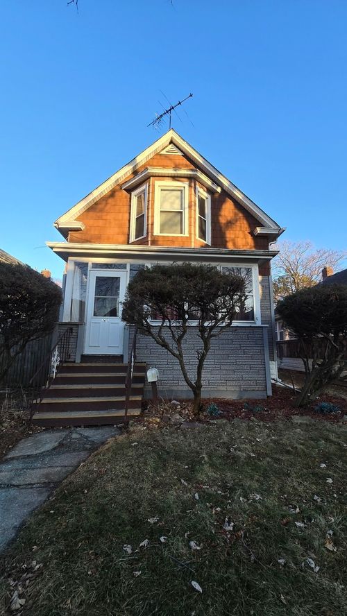 1221 Emerald Ave, Chicago Heights, IL, 60411-2715 | Card Image