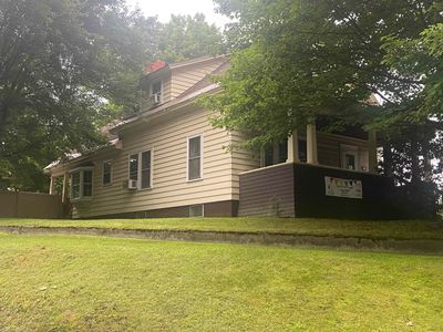 20 Old Terrace, House other with 3 bedrooms, 1 bathrooms and null parking in Rockingham VT | Image 1