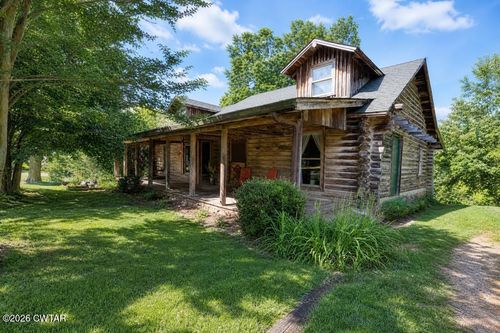 334 Wismer Rd, Camden, TN, 38320-7617 | Card Image