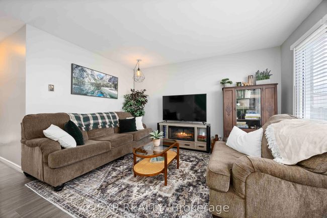 6 - 847 Ross Ave, Condo with 2 bedrooms, 2 bathrooms and 1 parking in Sarnia ON | Image 8