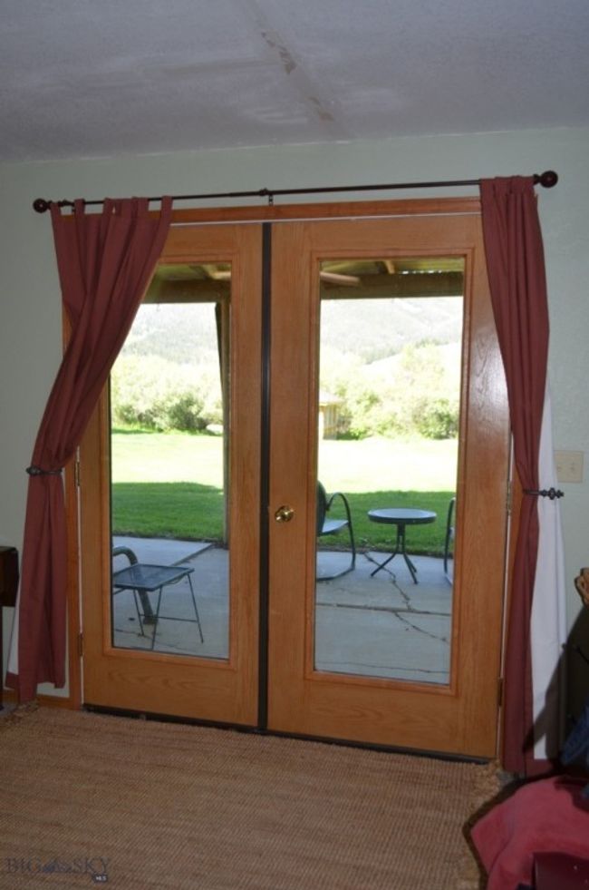 Walk out to patio in basement | Image 59